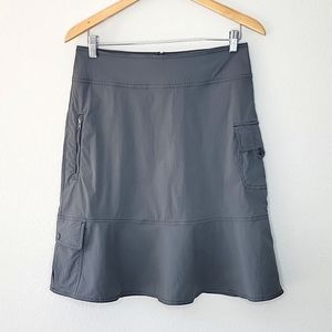 ROYAL ROBBINS Discovery Gray Sporty Athletic Pleated Skirt size 2